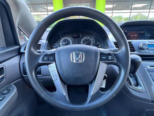 Photo of 2014 Alabaster Silver Metallic Honda Odyssey