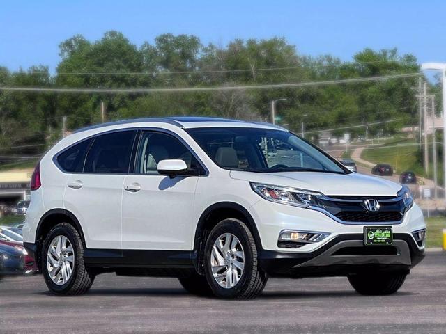 Photo of 2015 White Honda CR-V