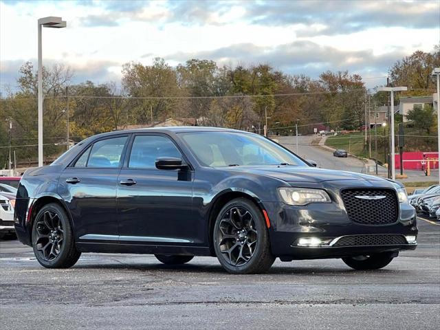 2019 Chrysler 300