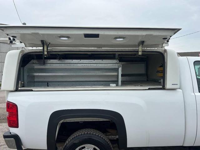 Photo of 2011 Summit White Chevrolet Silverado 2500