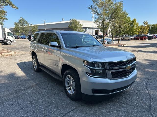 Photo of 2018 Silver Ice Metallic Chevrolet Tahoe