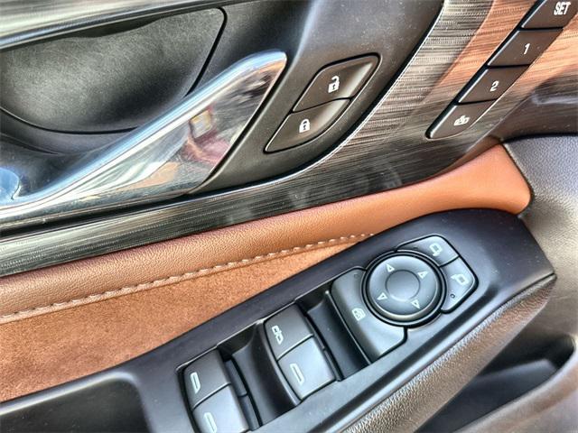 Photo of 2019 Cajun Red Tintcoat Chevrolet Traverse