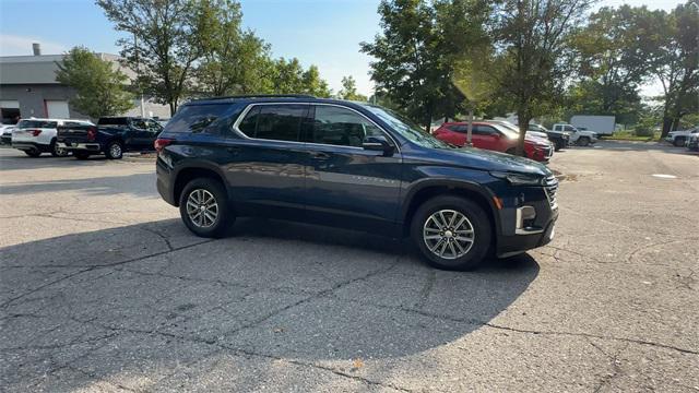 Photo of 2023 Northsky Blue Metallic Chevrolet Traverse