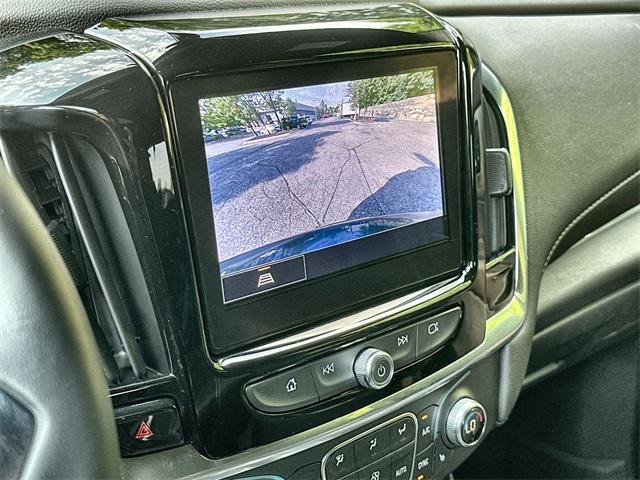 Photo of 2023 Northsky Blue Metallic Chevrolet Traverse