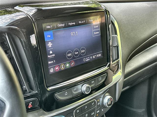 Photo of 2023 Northsky Blue Metallic Chevrolet Traverse