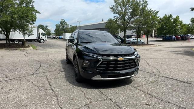 Photo of 2024 Black Chevrolet Blazer