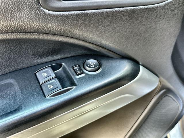 Photo of 2018 Silver Ice Metallic Chevrolet Colorado