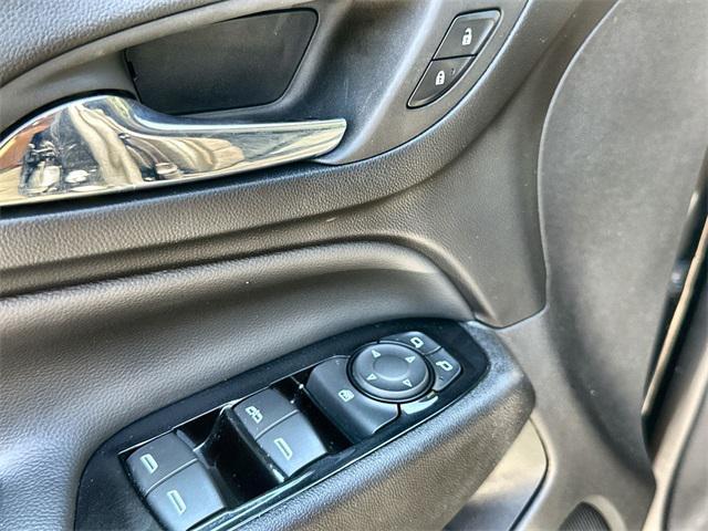 Photo of 2024 Mosaic Black Metallic Chevrolet Equinox