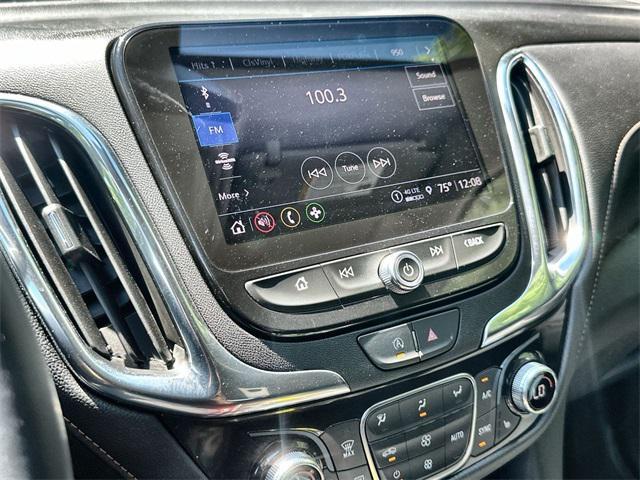 Photo of 2024 Mosaic Black Metallic Chevrolet Equinox
