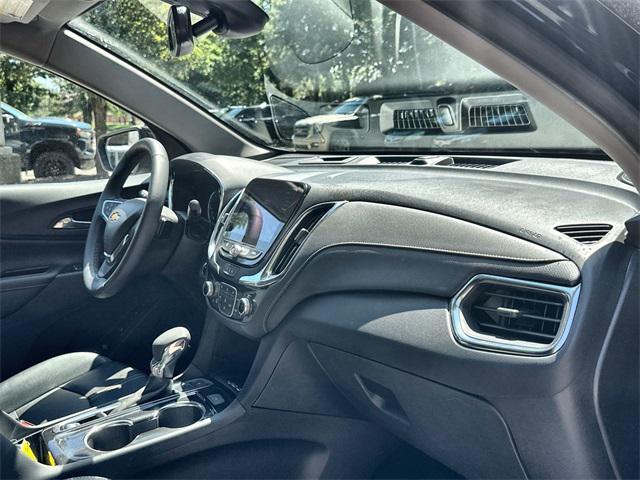 Photo of 2024 Mosaic Black Metallic Chevrolet Equinox