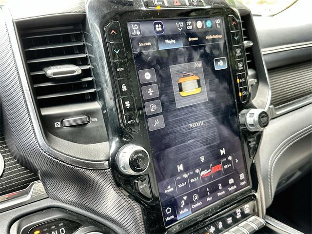 Photo of 2022 Diamond Black Crystal Pearlcoat RAM 1500