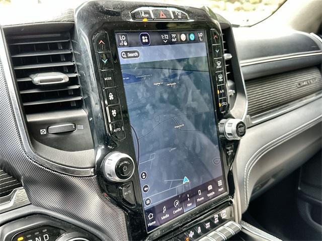 Photo of 2022 Diamond Black Crystal Pearlcoat RAM 1500