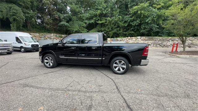 Photo of 2022 Diamond Black Crystal Pearlcoat RAM 1500