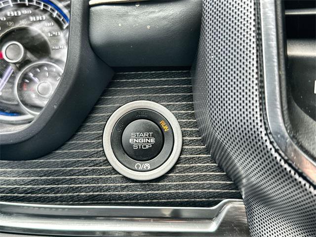 Photo of 2022 Diamond Black Crystal Pearlcoat RAM 1500