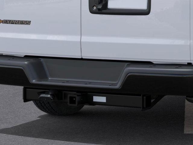 Photo of 2025 Summit White Chevrolet Express 2500