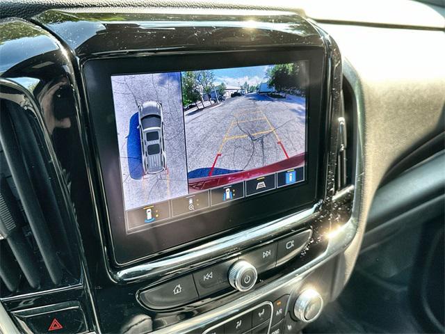 Photo of 2023 Radiant Red Tintcoat Chevrolet Traverse