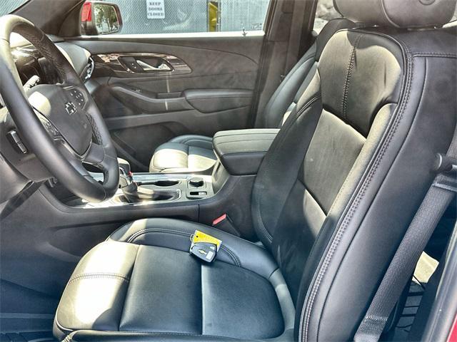 Photo of 2023 Radiant Red Tintcoat Chevrolet Traverse