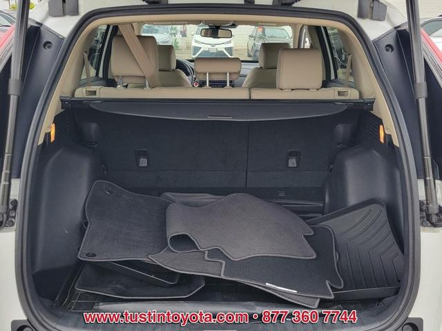 Photo of 2021 Platinum White Pearl Honda CR-V