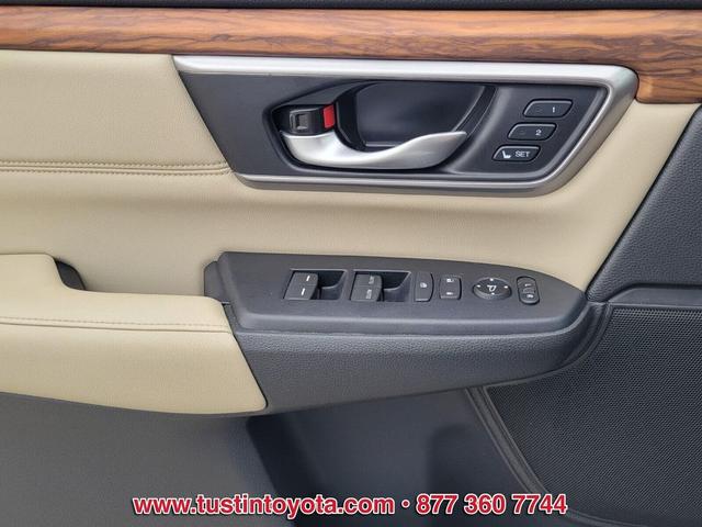 Photo of 2021 Platinum White Pearl Honda CR-V