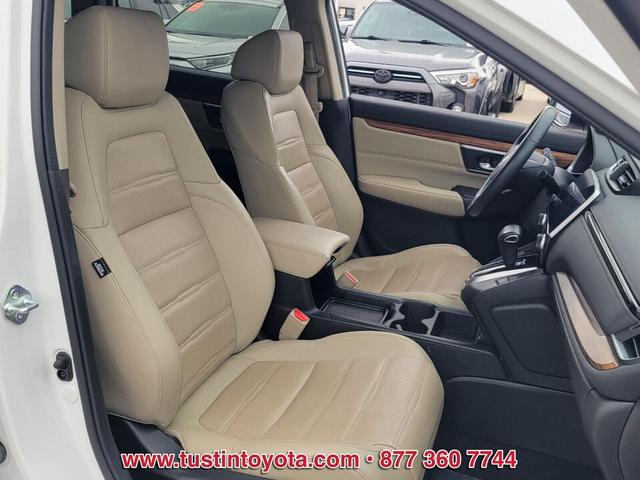 Photo of 2021 Platinum White Pearl Honda CR-V