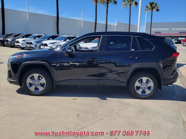 Photo of 2022 Midnight Black Metallic Toyota RAV4