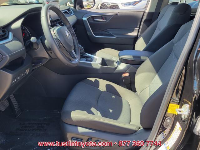 Photo of 2022 Midnight Black Metallic Toyota RAV4