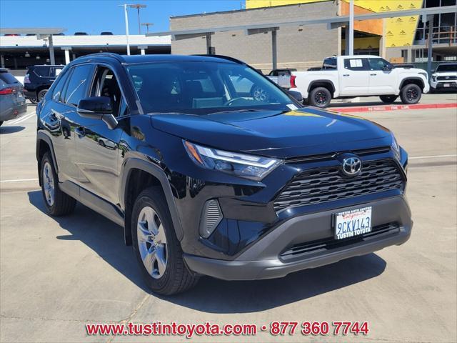 Photo of 2022 Midnight Black Metallic Toyota RAV4