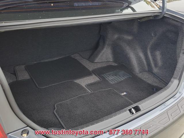 Photo of 2019 Gray Toyota Corolla