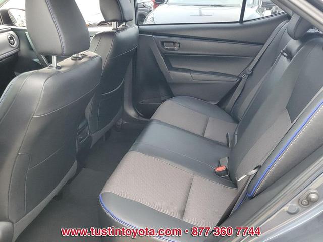 Photo of 2019 Gray Toyota Corolla