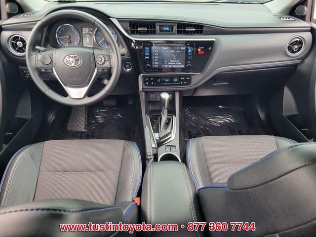 Photo of 2019 Gray Toyota Corolla