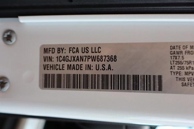 Photo of 2023 Bright White Clearcoat Jeep Wrangler