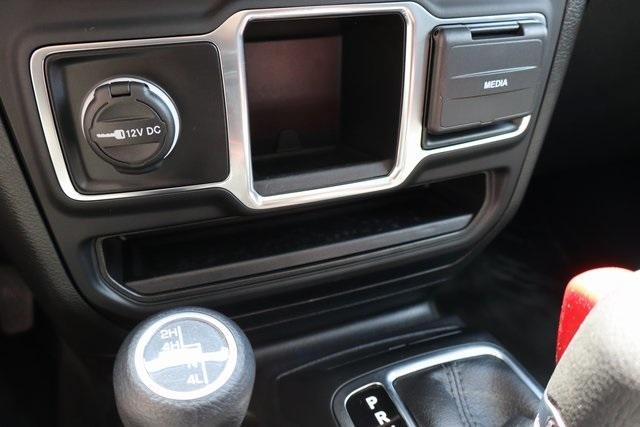 Photo of 2023 Bright White Clearcoat Jeep Wrangler