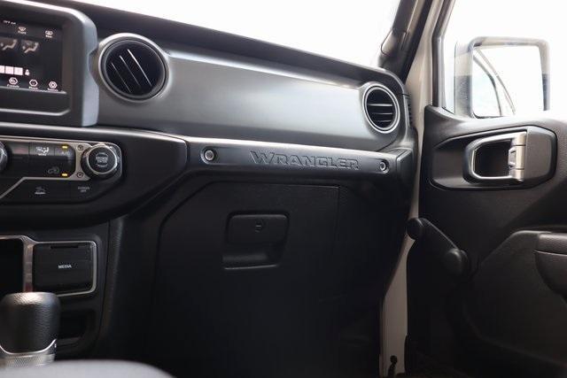 Photo of 2023 Bright White Clearcoat Jeep Wrangler