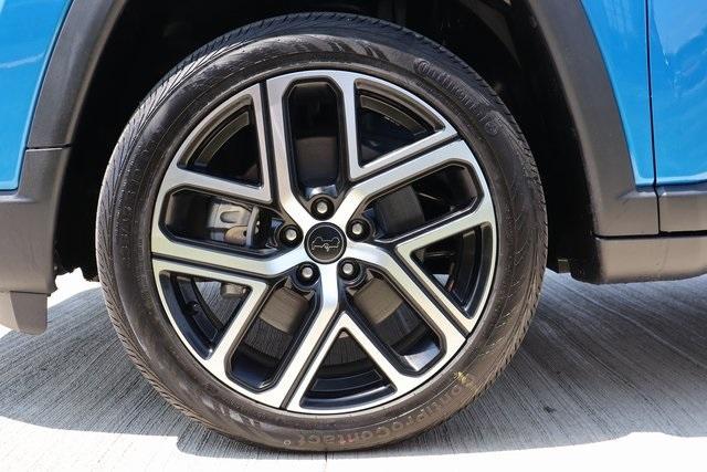 Photo of 2025 Hydro Blue Pearlcoat Jeep Compass