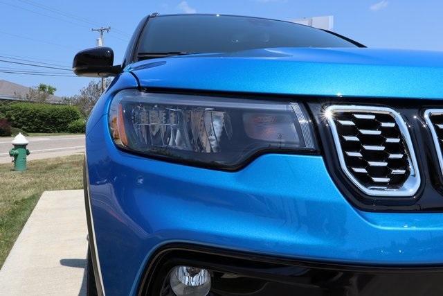 Photo of 2025 Hydro Blue Pearlcoat Jeep Compass