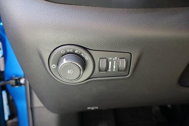 Photo of 2025 Hydro Blue Pearlcoat Jeep Compass