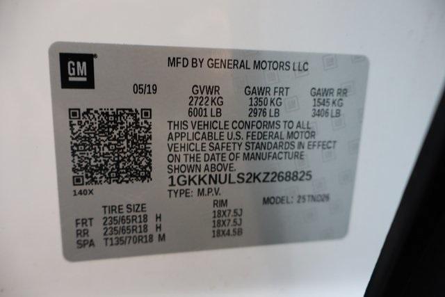 Photo of 2019 White Frost Tri-Coat GMC Acadia