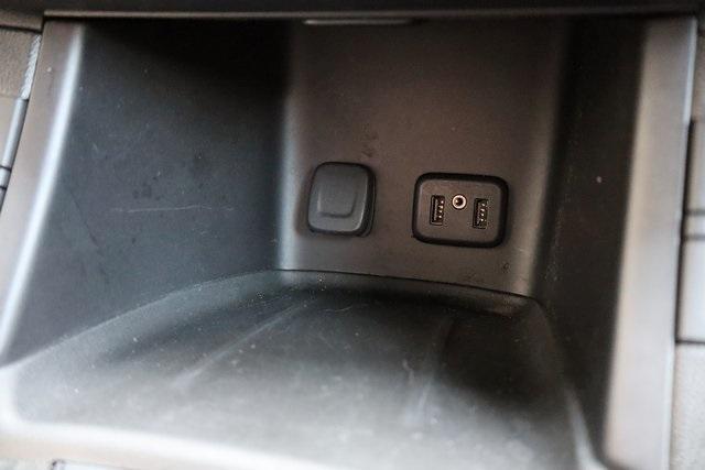 Photo of 2019 White Frost Tri-Coat GMC Acadia
