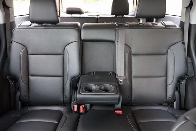 Photo of 2019 White Frost Tri-Coat GMC Acadia