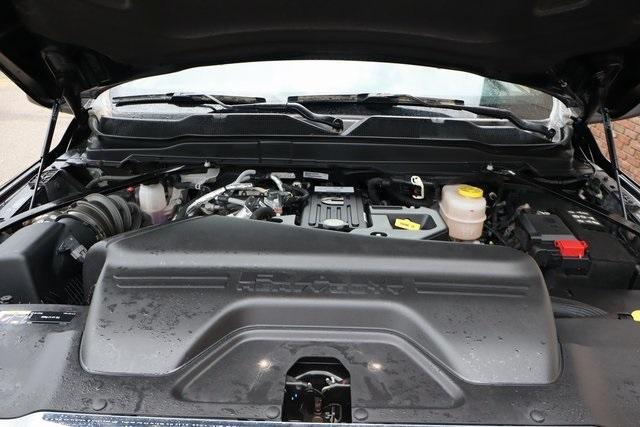 Photo of 2025 Diamond Black RAM 2500