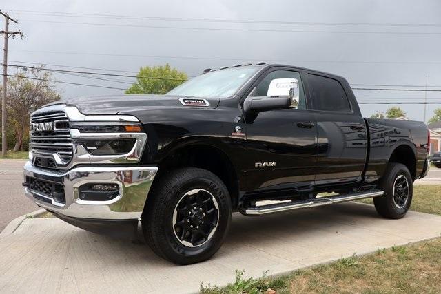 Photo of 2025 Diamond Black RAM 2500