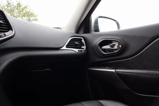 Photo of 2020 Billet Silver Metallic Clearcoat Jeep Cherokee