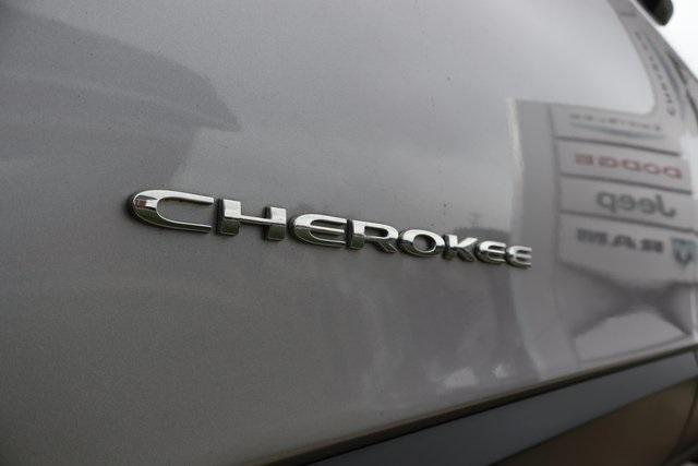 Photo of 2020 Billet Silver Metallic Clearcoat Jeep Cherokee