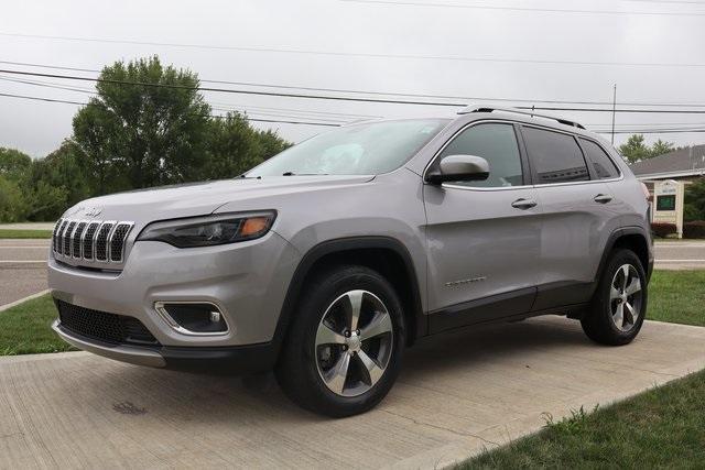 Photo of 2020 Billet Silver Metallic Clearcoat Jeep Cherokee