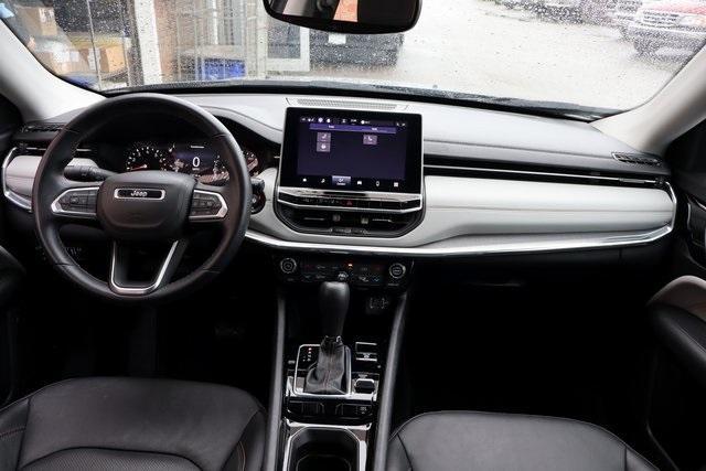 Photo of 2022 Sting Gray Clearcoat Jeep Compass