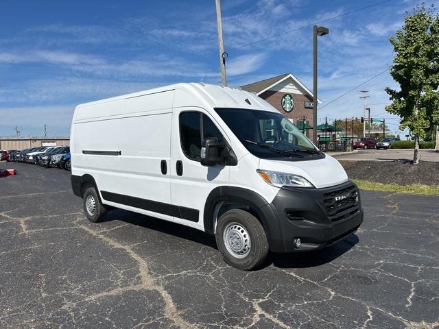 Photo of 2025 Bright White Clearcoat RAM ProMaster 2500