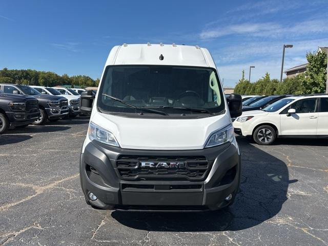 Photo of 2025 Bright White Clearcoat RAM ProMaster 2500