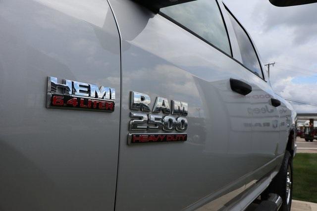 Photo of 2017 Bright Silver Clearcoat Metallic RAM 2500