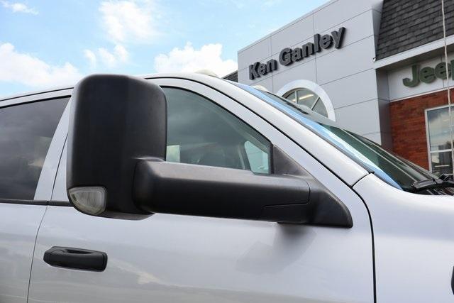 Photo of 2017 Bright Silver Clearcoat Metallic RAM 2500