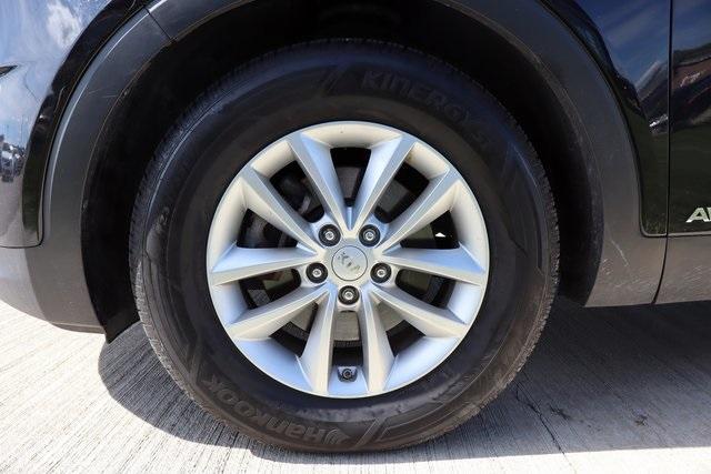 Photo of 2016 Ebony Black Kia Sorento